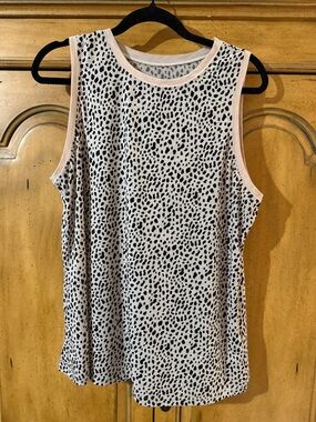 Women’s Sleeveless Dalmatian Print Tank Top - Light Pink Trim